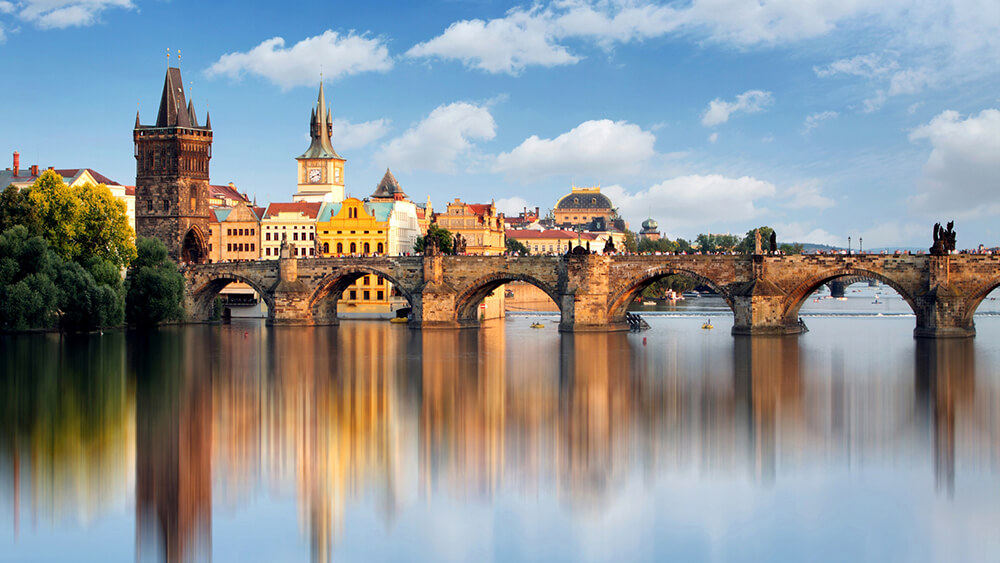 Zwiedzanie Pragi most karola z kotliny kłodzkiej